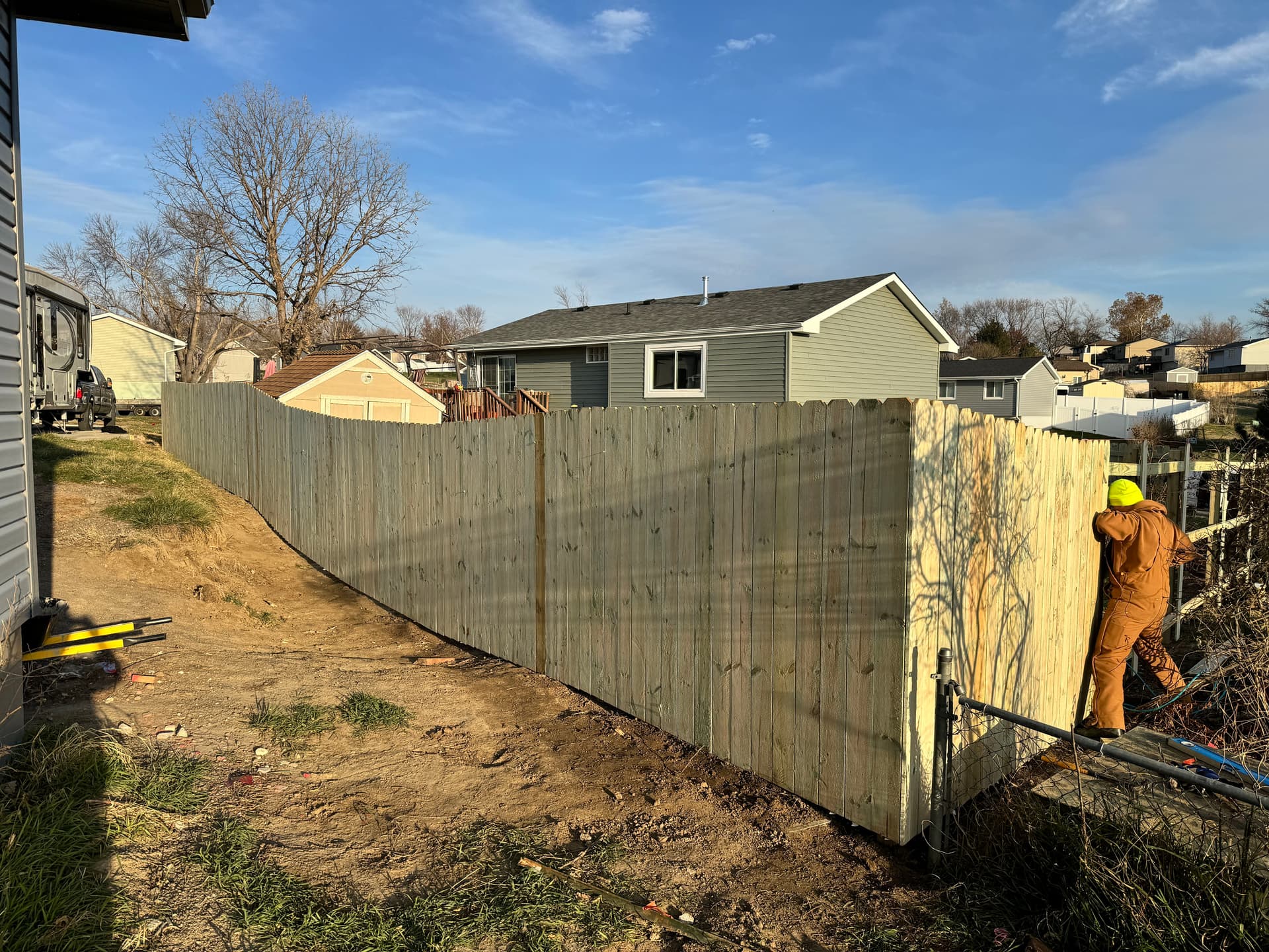 Gallery photos for Storm-Damaged Backyard Fence Torn Down and Rebuilt From Scratch: Image #2