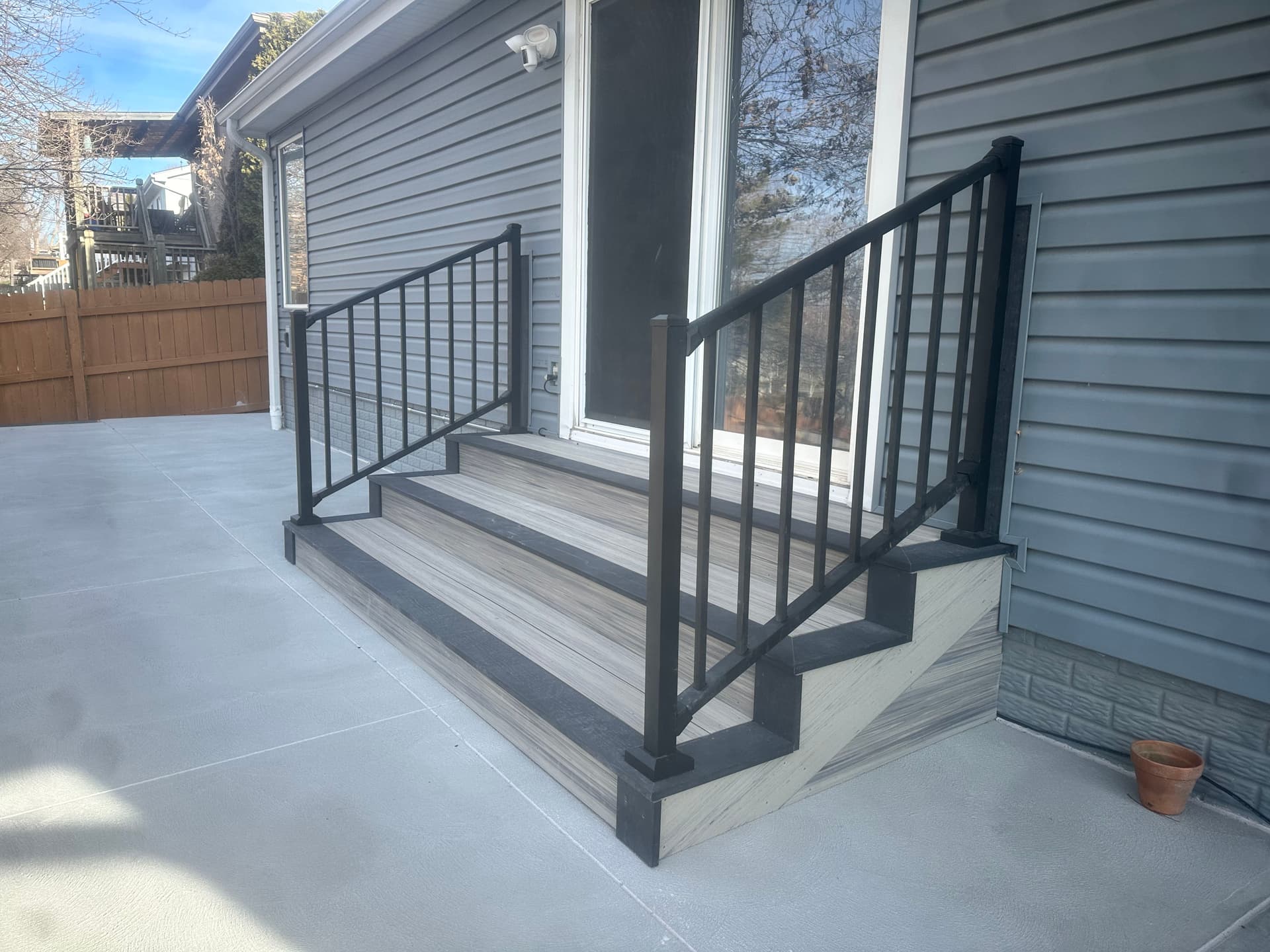 Box-Frame Stair Build with Westbury Aluminum Railing image