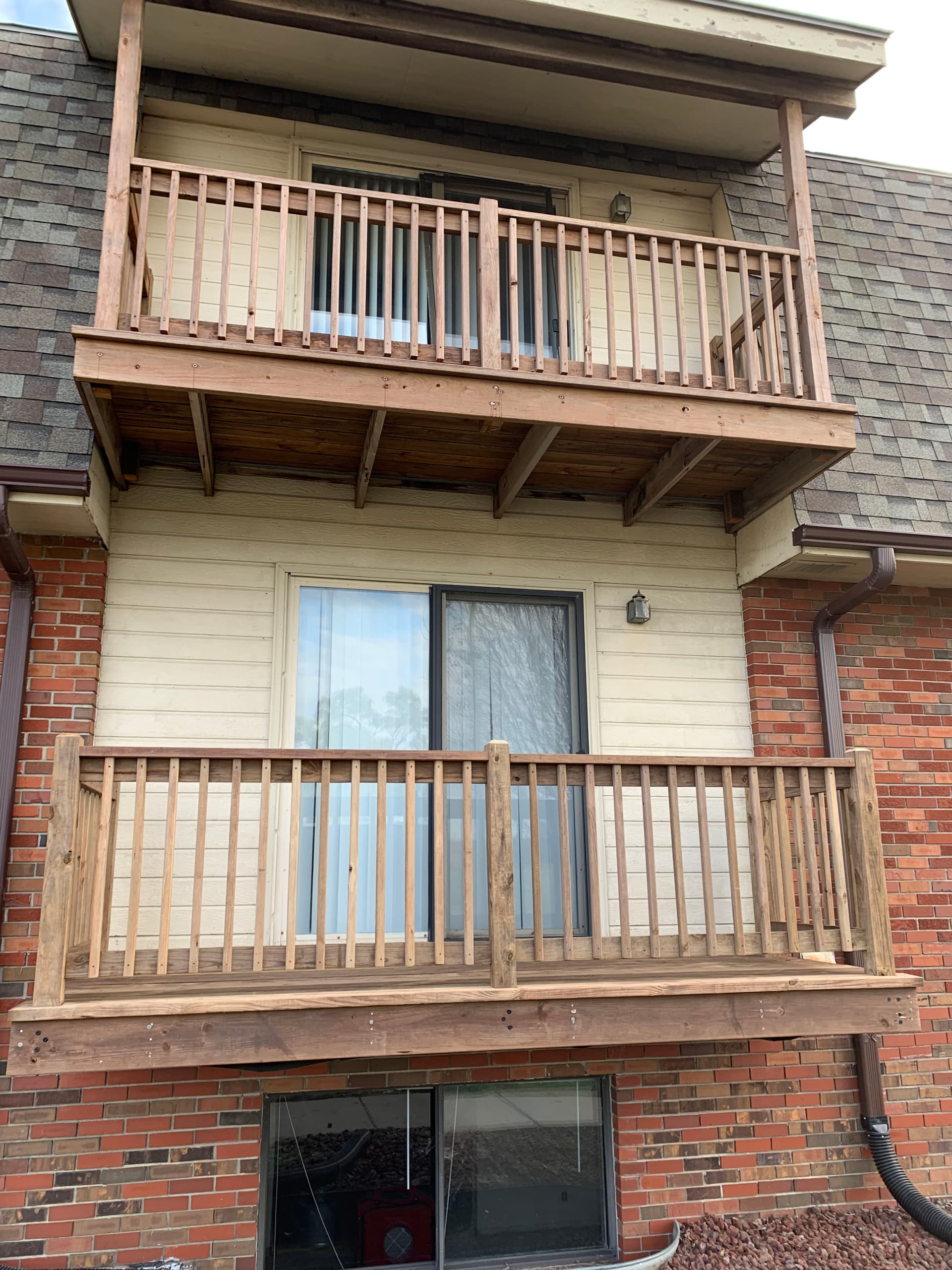 Cantilever Balcony Rebuilt After Vehicle Impact Damage
