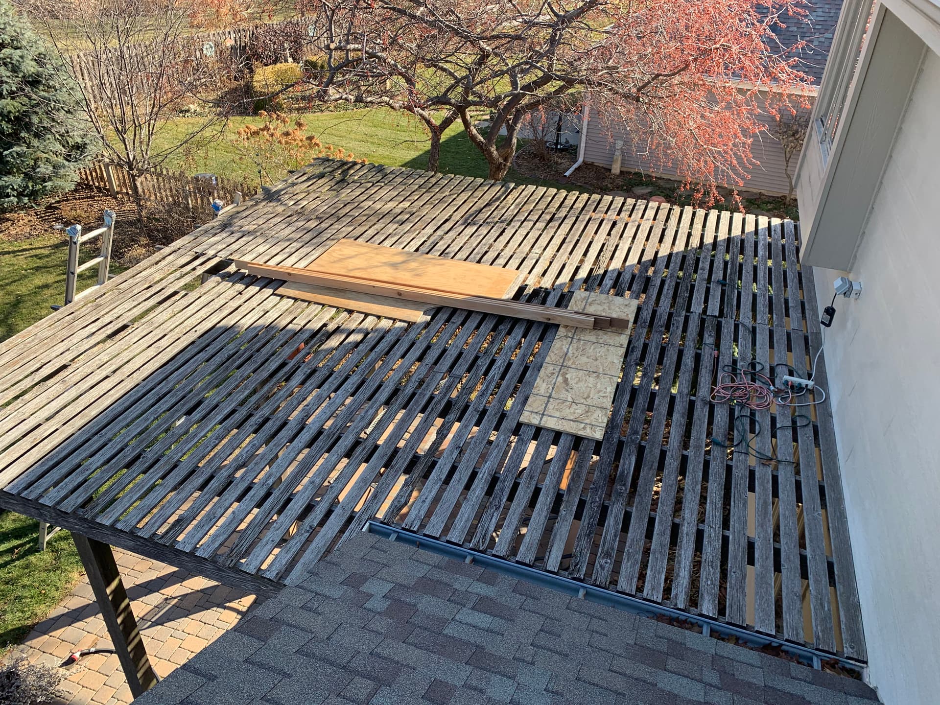 Gallery photos for Pergola Slat Replacement and Frame Reinforcement Done Right: Image #1