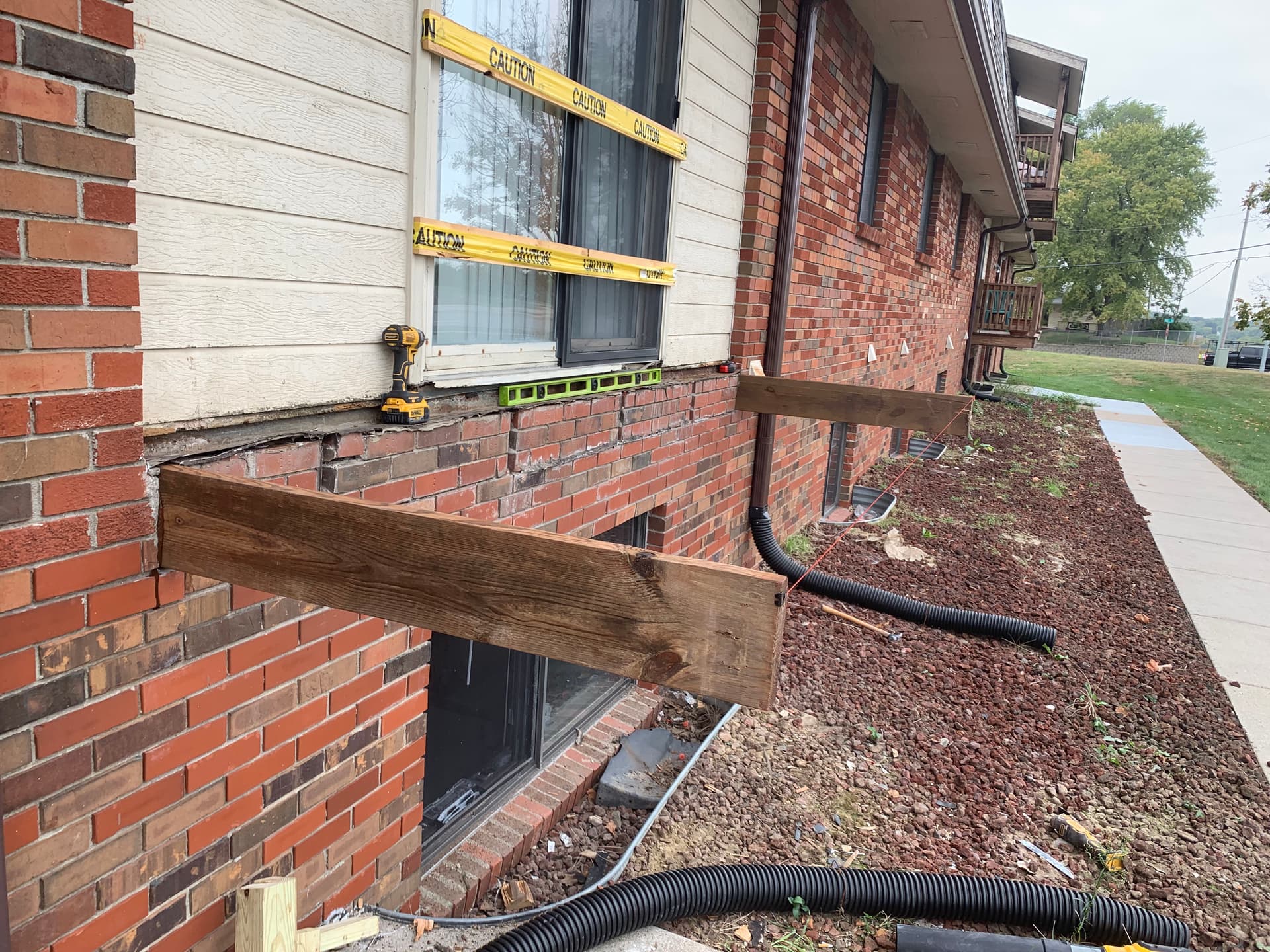 Gallery photos for Cantilever Balcony Rebuilt After Vehicle Impact Damage: Image #5