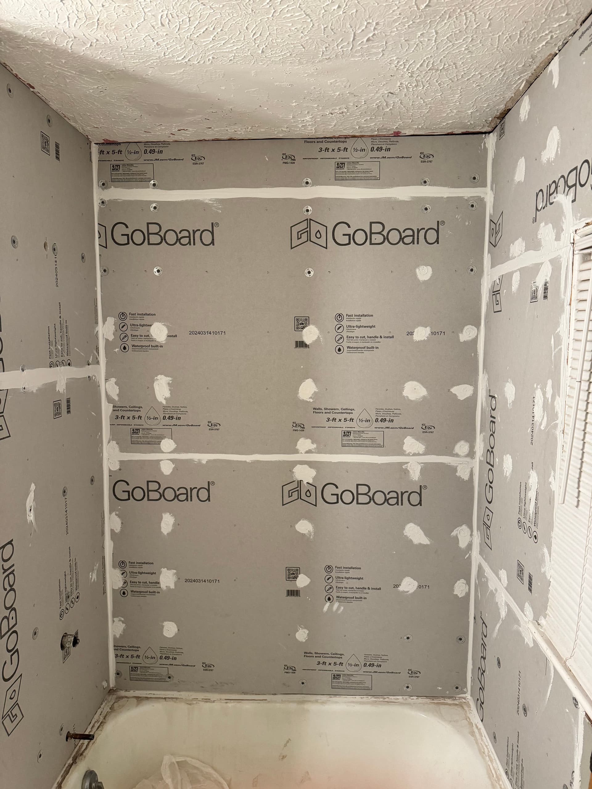Gallery photos for Full Bathroom Tear-Out and Rebuild on an Older Home: Image #4