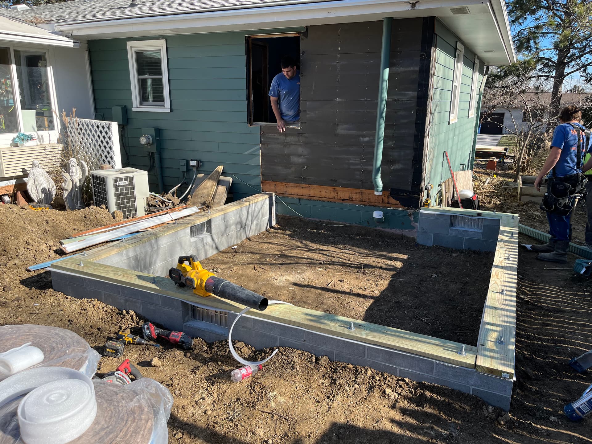 Gallery photos for Back-Corner Home Addition Built From the Ground Up: Image #1