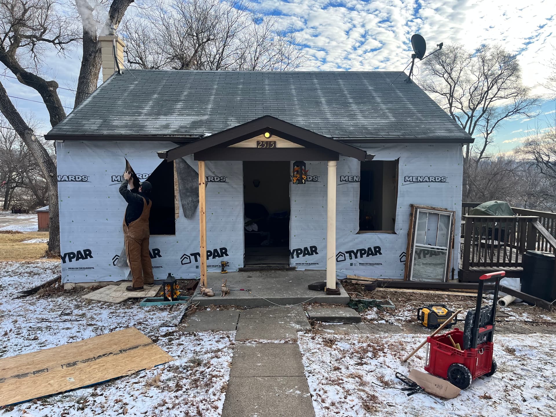 Gallery photos for Full Structural Repair and Board-Up After Home Takes a Hard Hit: Image #7