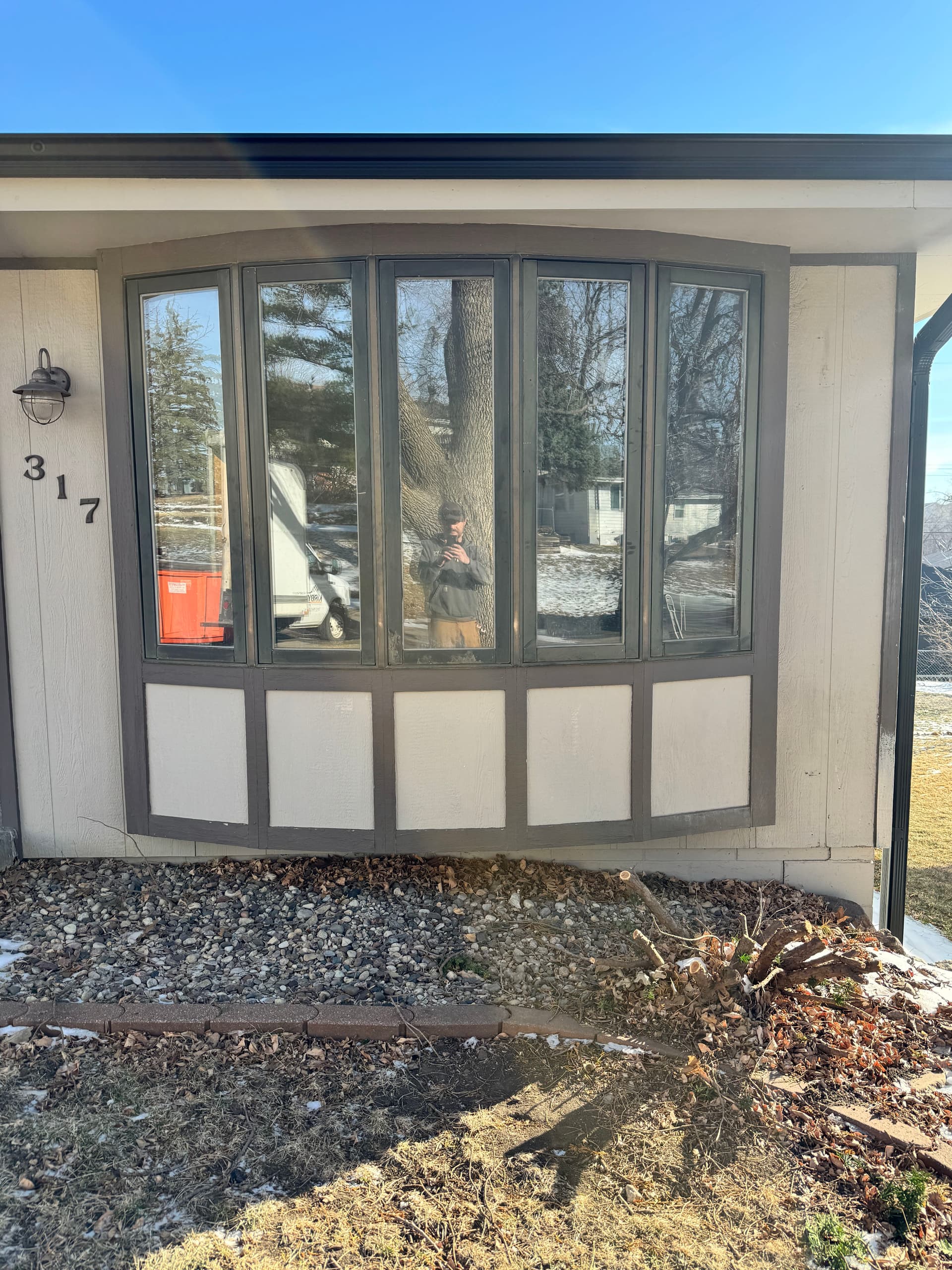 Bow Window Replaced with a Bold New Bay Window Setup
