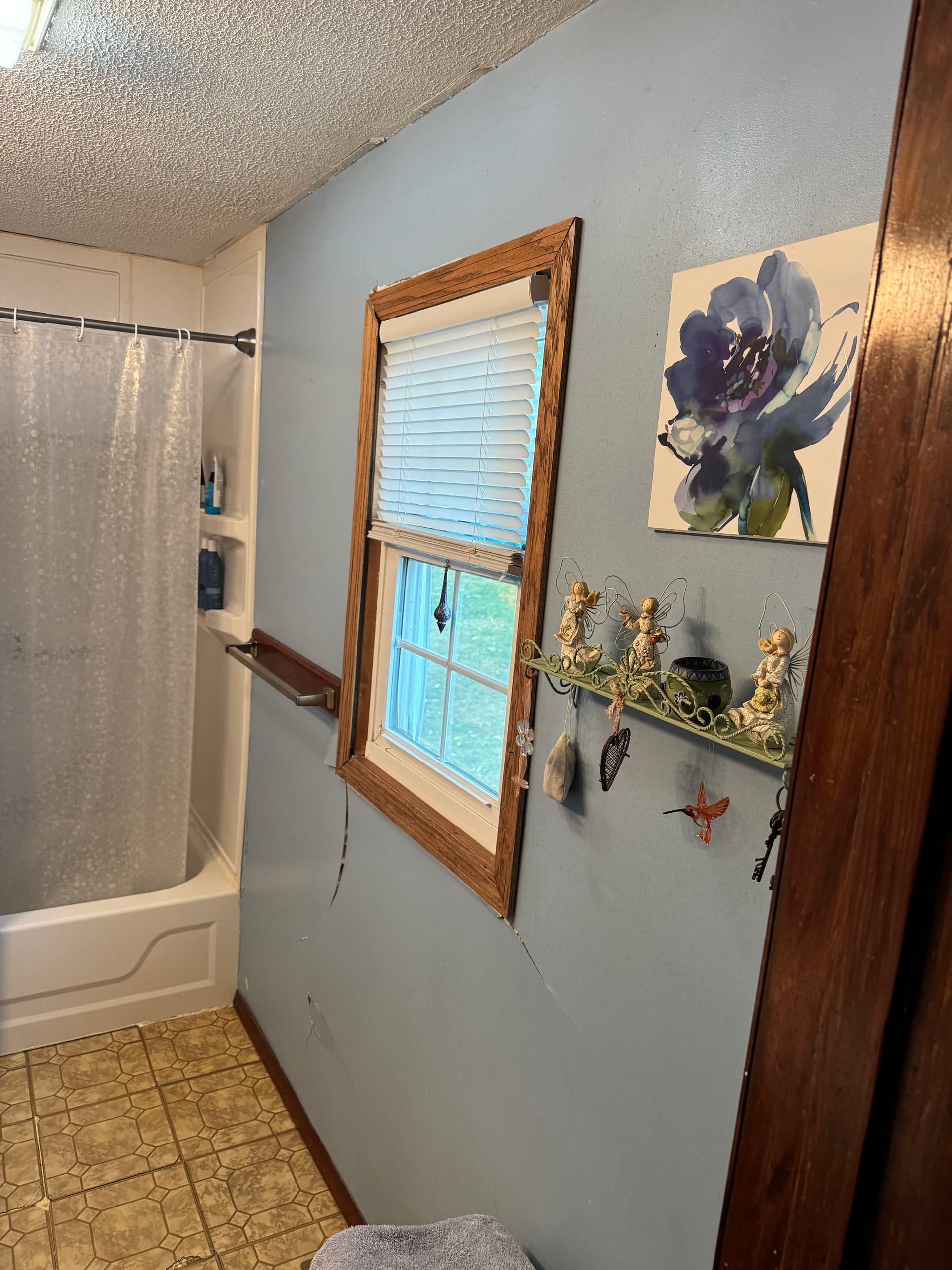 Gallery photos for Full Storm Damage Restoration That Kept the Home's Original Character: Image #6