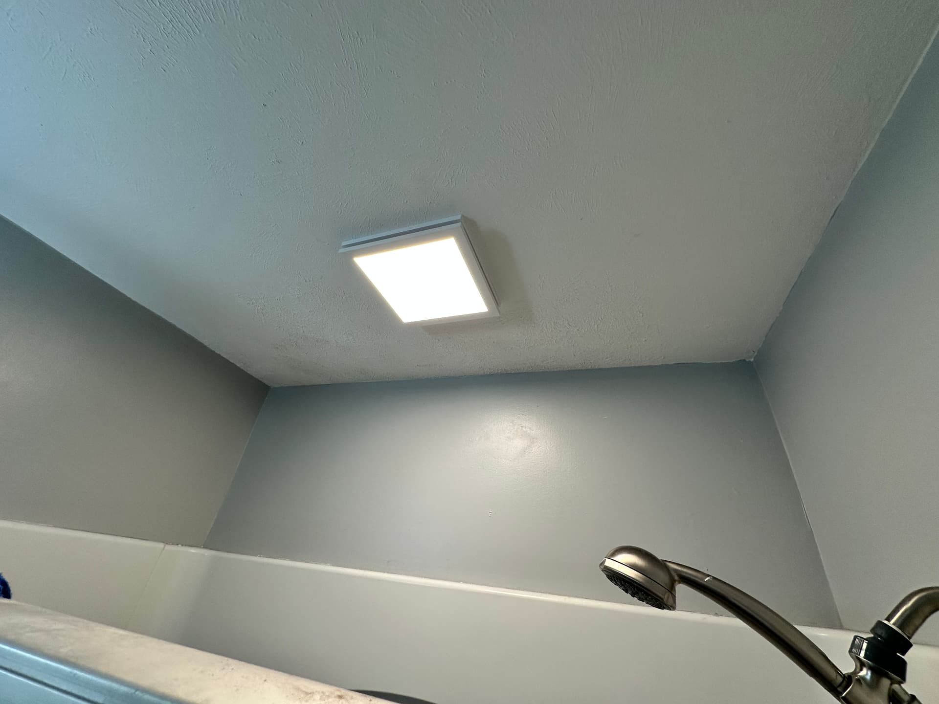 Gallery photos for Bathroom Remodel Finish-Out With New Shower Surround and Vanity: Image #3