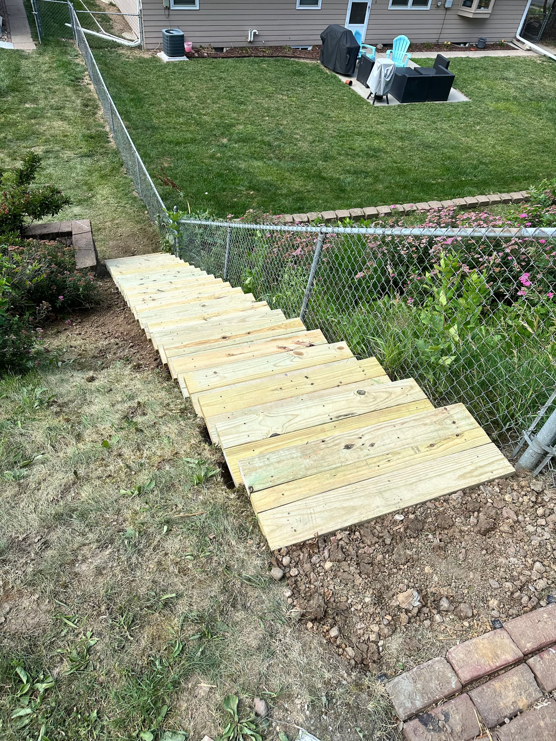 Gallery photos for Rotting Hillside Stairs Torn Out and Rebuilt From Scratch: Image #2