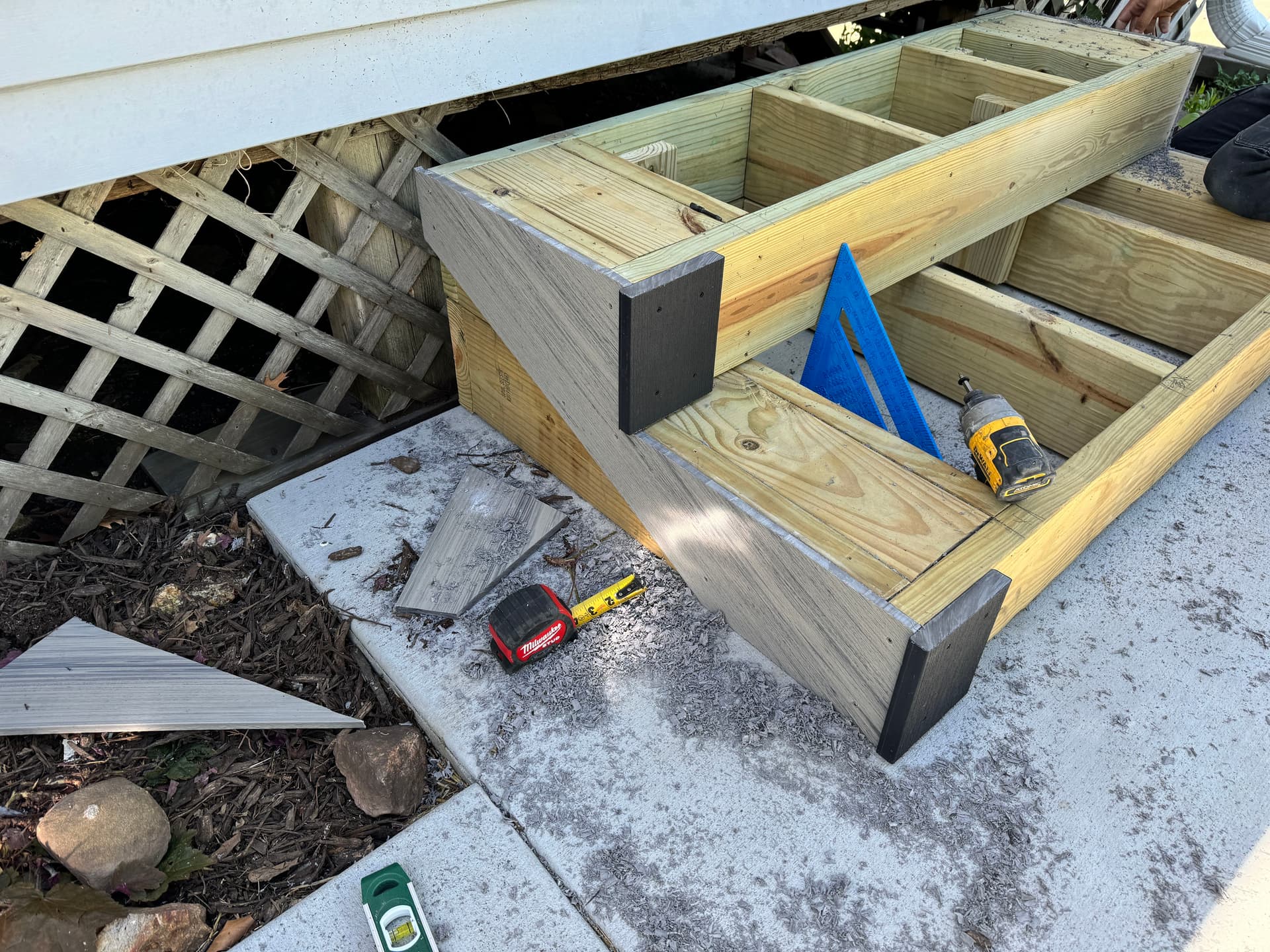 Gallery photos for Composite Stair Build with Westbury Aluminum Railing on a Front Entry: Image #4