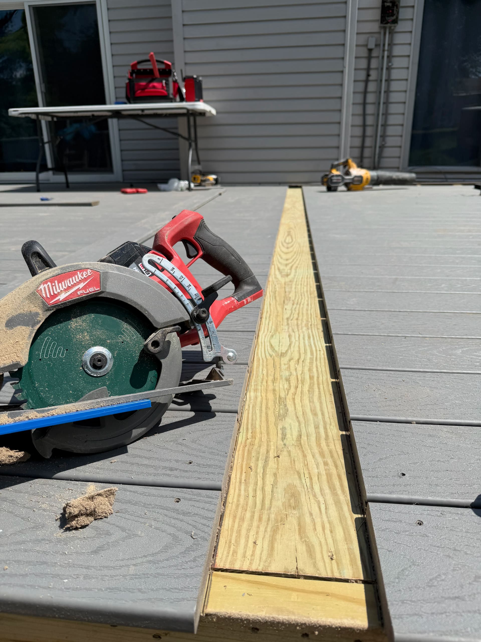 Gallery photos for Worn-Out Deck Gets a Full Rebuild with Trex Composite and Privacy Walls: Image #4