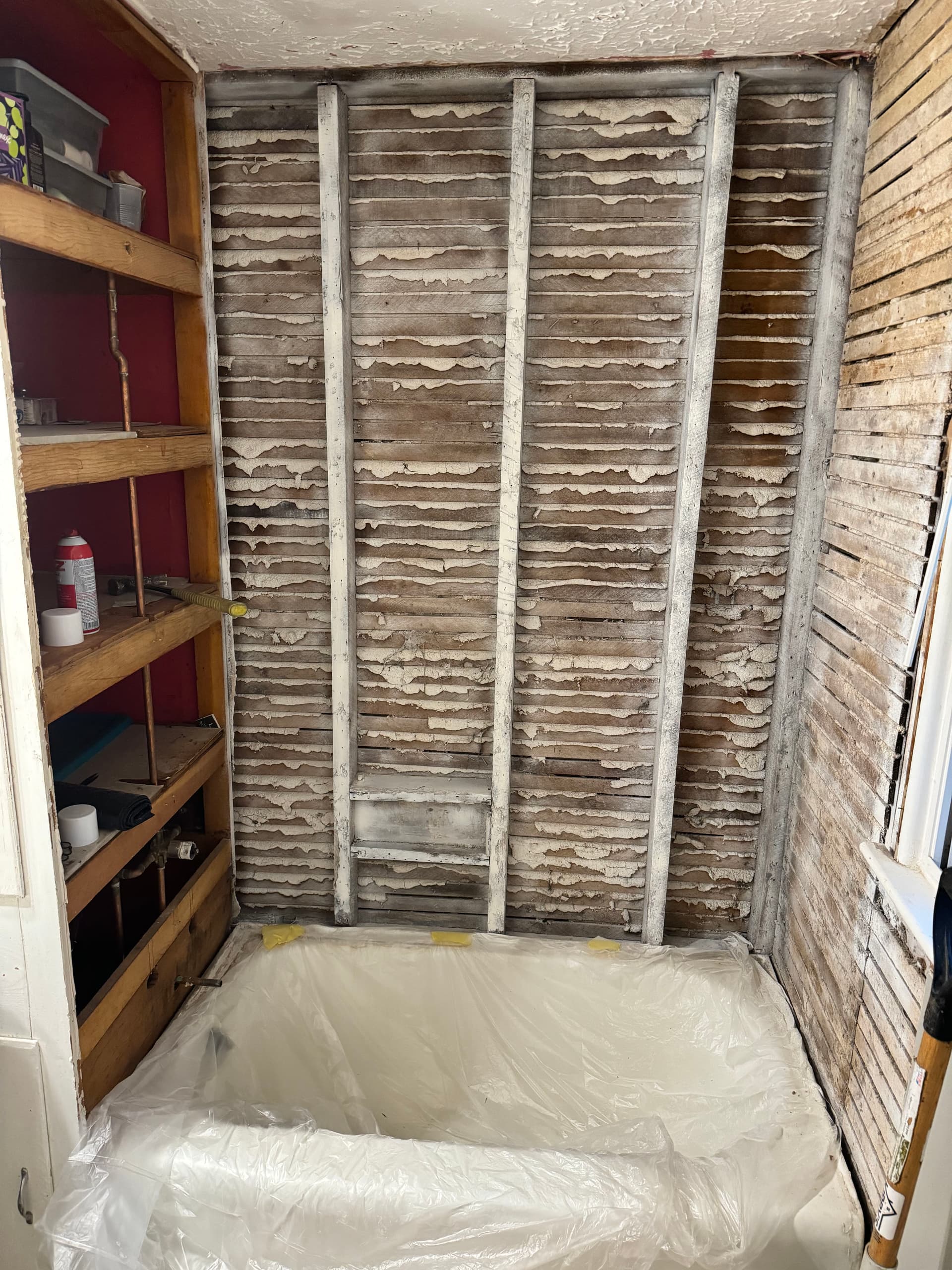 Gallery photos for Full Bathroom Tear-Out and Rebuild on an Older Home: Image #3