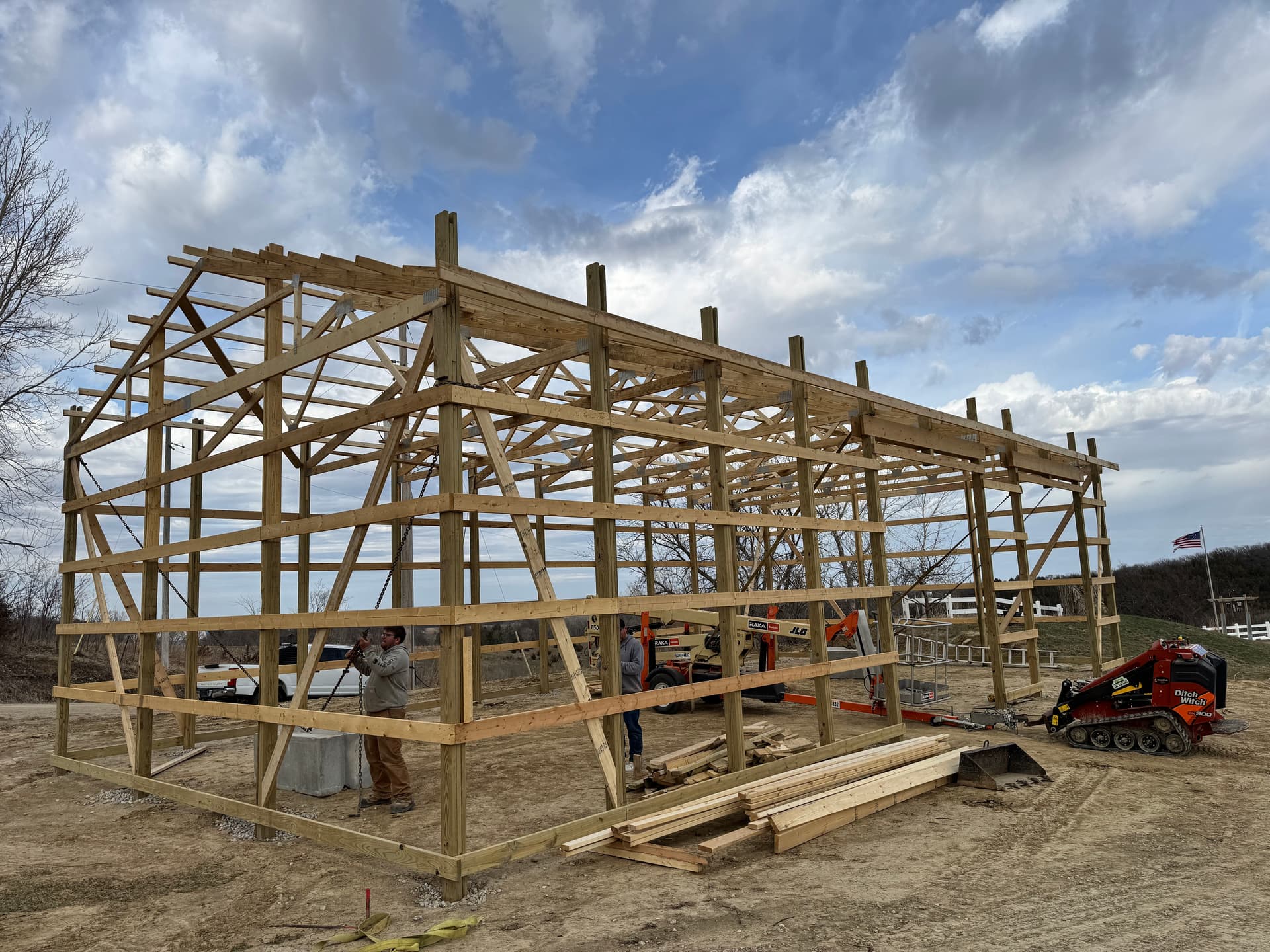 Gallery photos for 40x60 Pole Barn Build Done Right from the Ground Up: Image #5