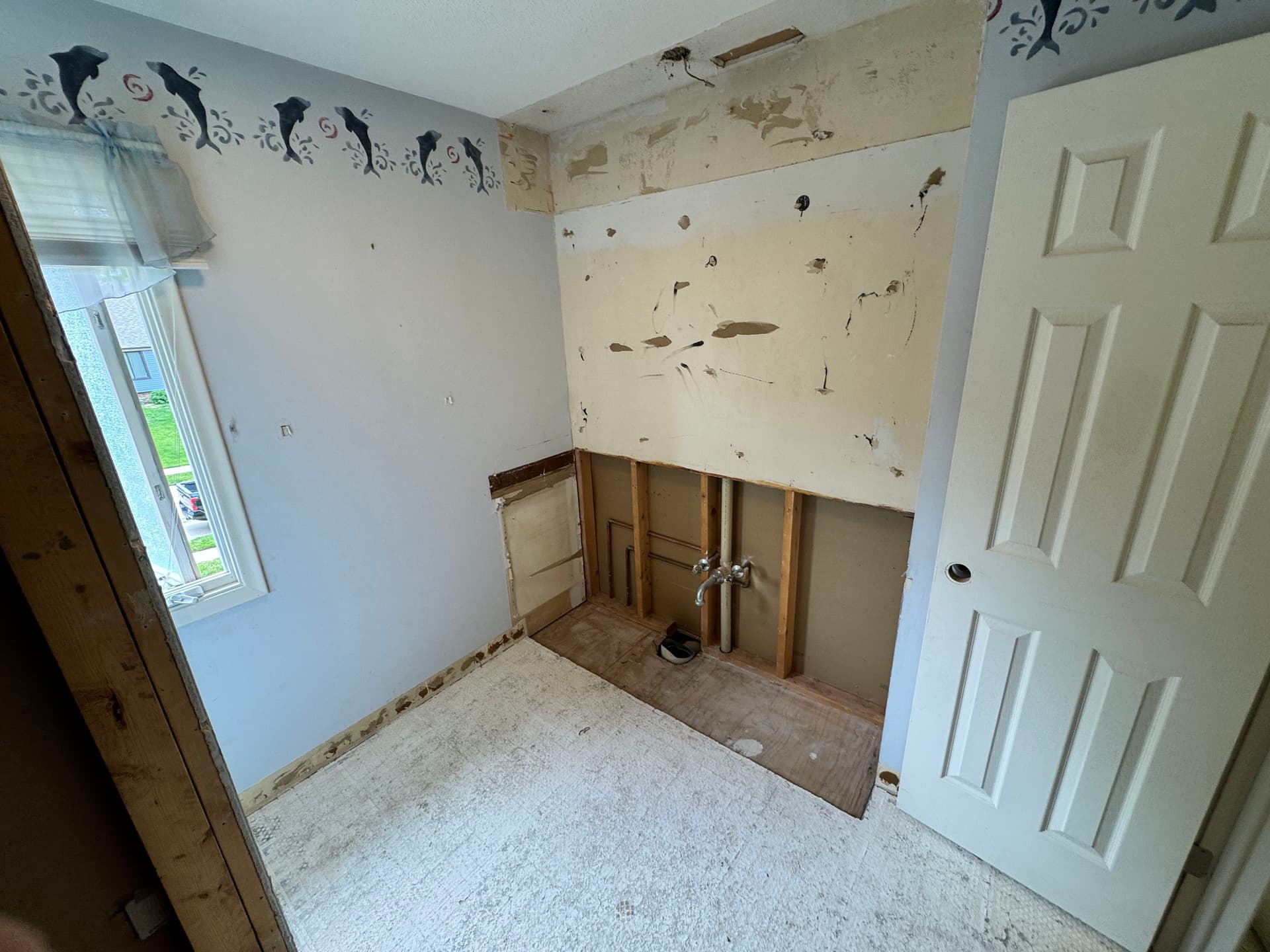 Gallery photos for Full Bathroom Remodel Taken Down to the Studs: Image #7