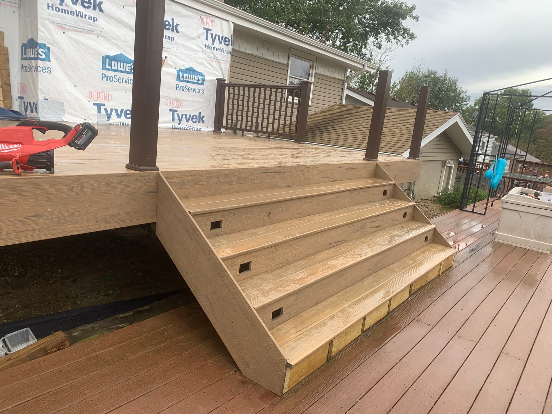 Gallery photos for Fire-Damaged Deck Rebuilt with TimberTech Composite Decking: Image #2
